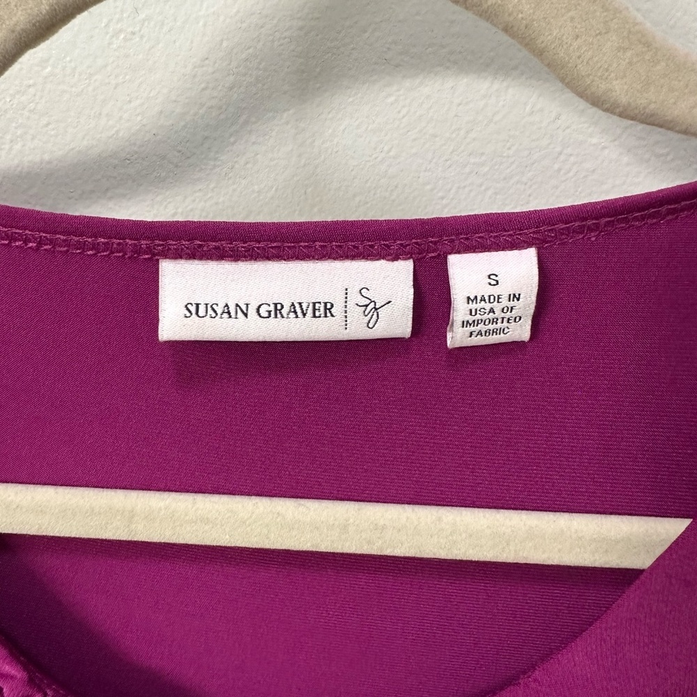 SUSAN GRAVER Solid Dark Pink / Purple Liquid Knit 3/4 Sleeve Top, Small, GUC - Picture 4 of 10